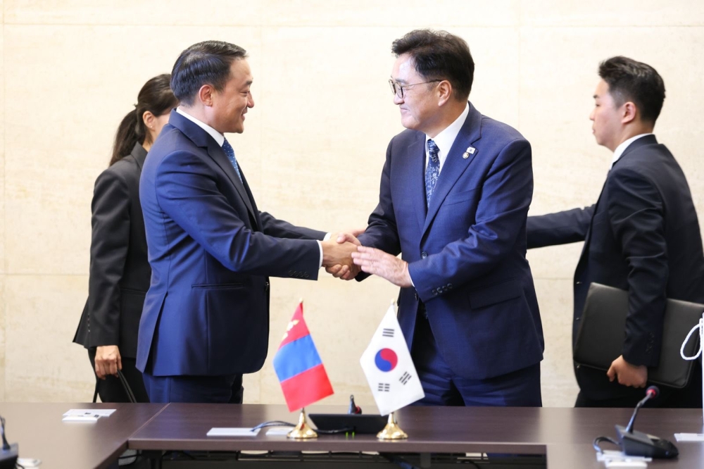 БНСУ-ын хил дээрээс буцдаг байдлыг анхааран ажиллахыг хүсэв