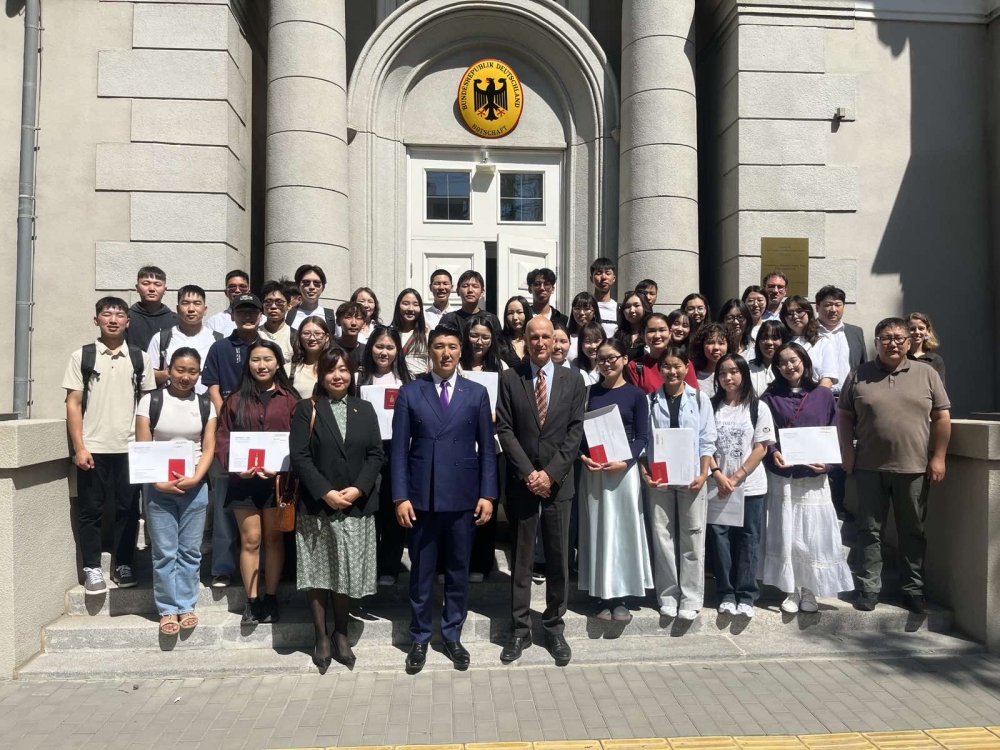 “Илгээлт 2100” хөтөлбөрийн хүрээнд 39 оюутан суралцахаар боллоо