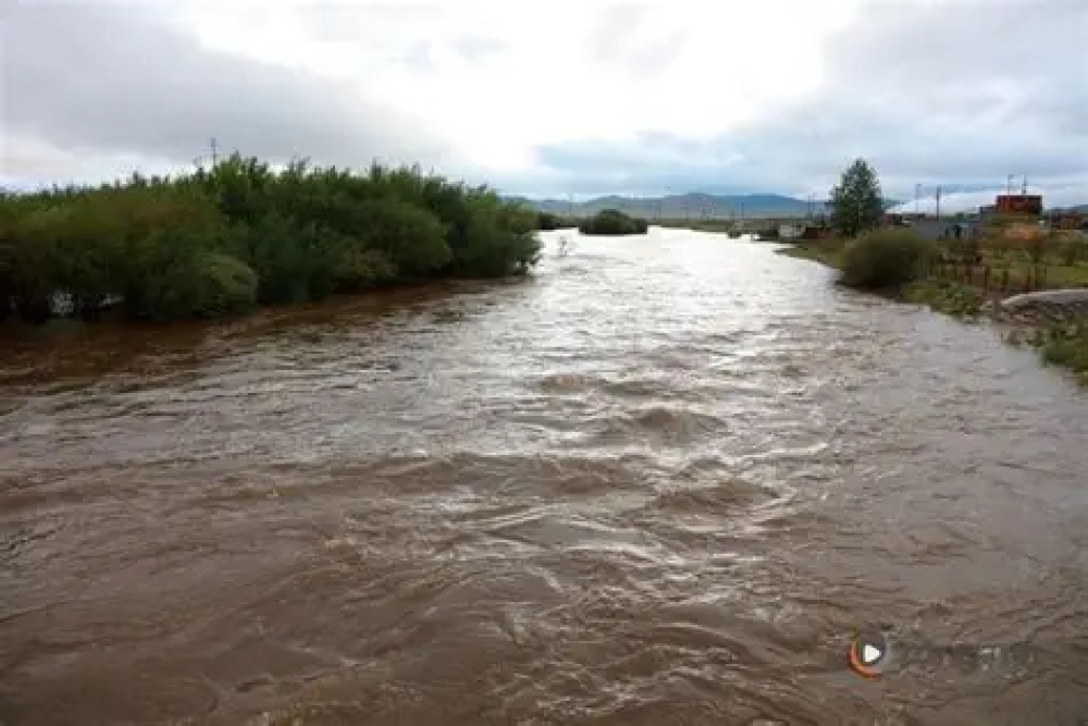 Аадар борооны улмаас Туул голын усны түвшин нэмэгджээ