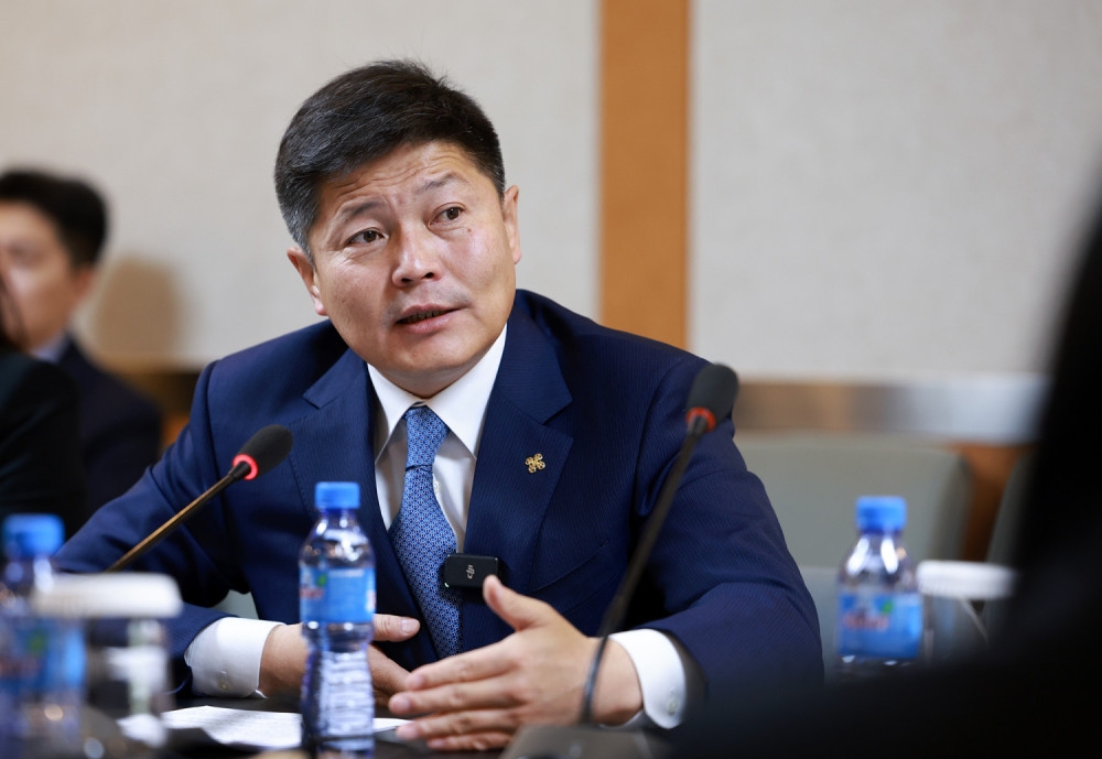 Х.Нямбаатар: НЭМГ төрийн дунд шатанд байгаа авлигын тод жишээ