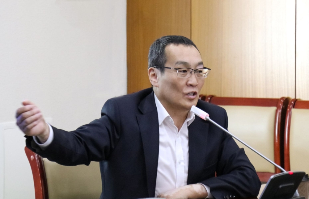 Л.Өлзийсайханыг томилох асуудалд АН-ын бүлэг завсарлага авлаа