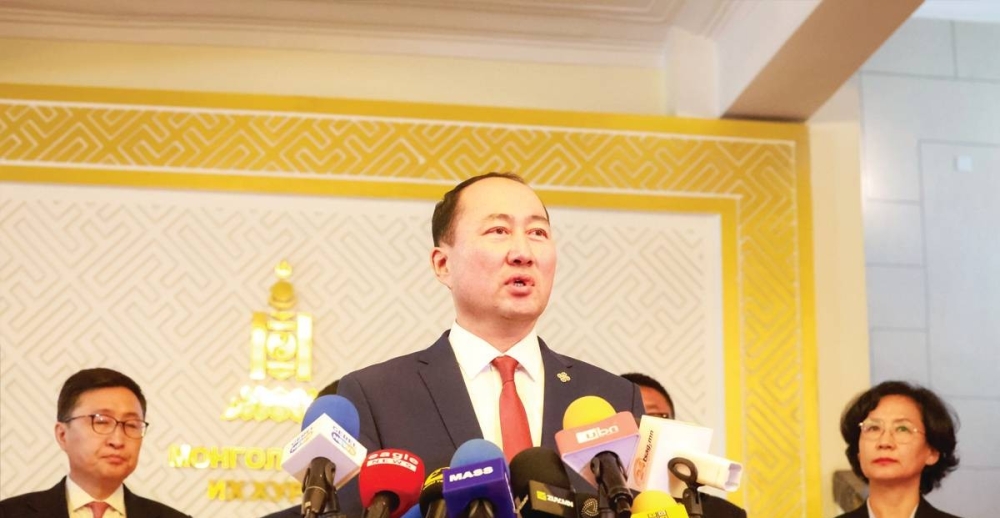 МАН хяналтын ерөнхий хороо гаргасан шийдвэрээ эргэж харахгүй бол, Намын бусад гишүүд намаас гарахаа мэдэгдлээ