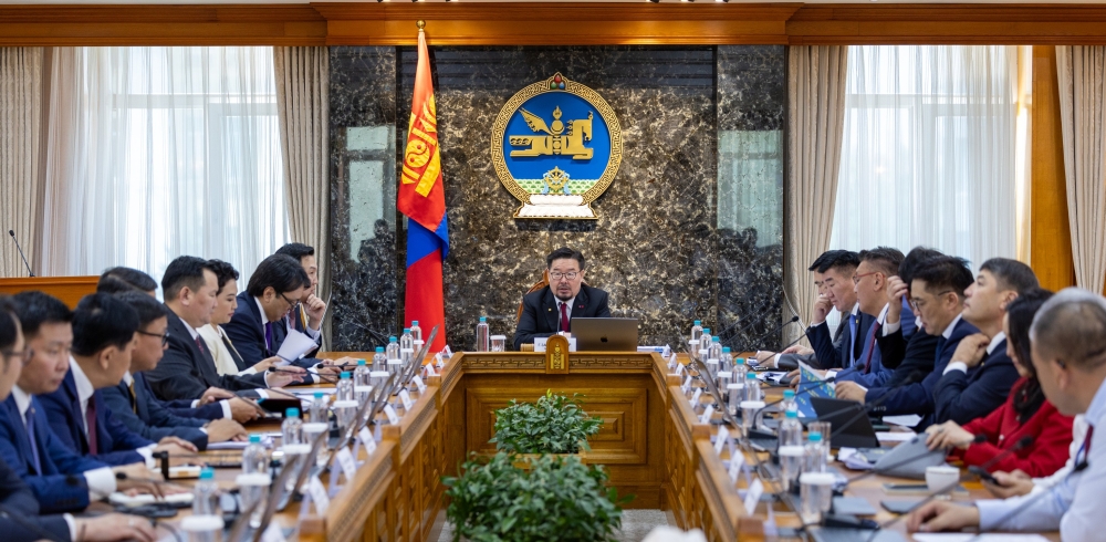 Засгийн газрын агентлагийн газар, хэлтэс, албаны даргын тоог 54-өөр цөөлөх шийдвэр гаргалаа