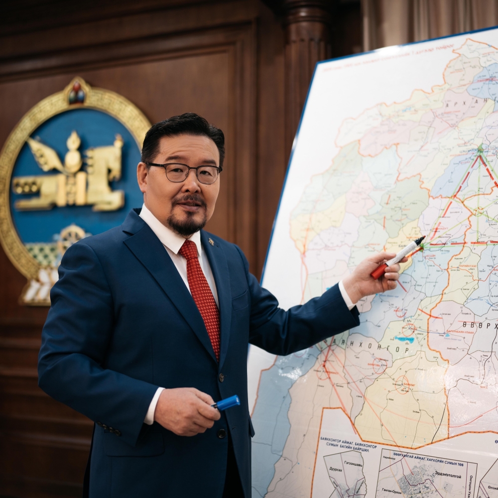 Г.Занданшатар: Ноён уулаа хөндөхгүй