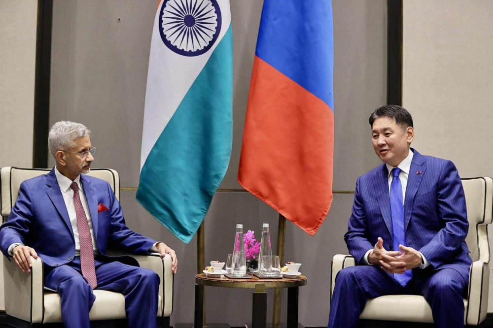 Монгол Улсын Ерөнхийлөгч У.Хүрэлсүх БНЭУ-д төрийн айлчлал хийж байна